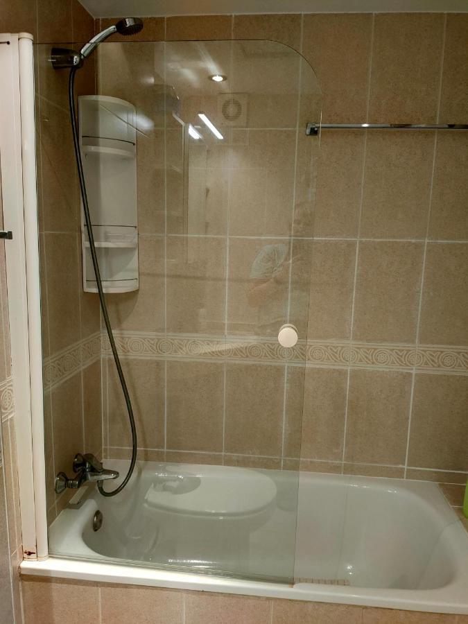 Piso En La Primera Linea Del Mar Con 2 Dormitorios Бенидорм Екстериор снимка