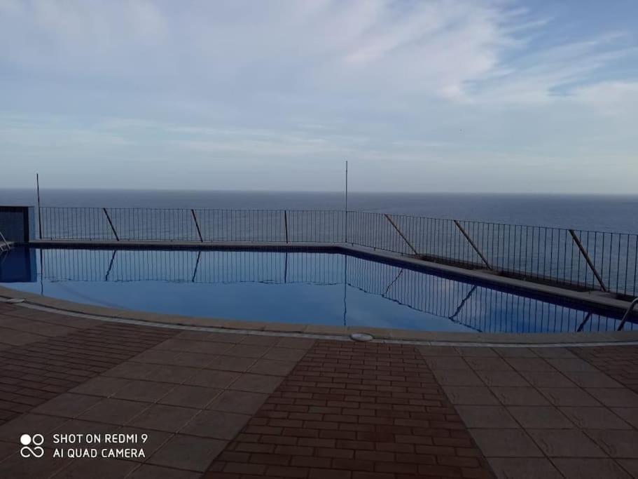 Piso En La Primera Linea Del Mar Con 2 Dormitorios Бенидорм Екстериор снимка