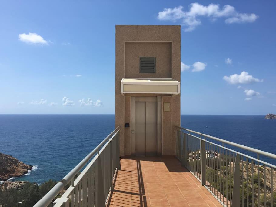 Piso En La Primera Linea Del Mar Con 2 Dormitorios Бенидорм Екстериор снимка