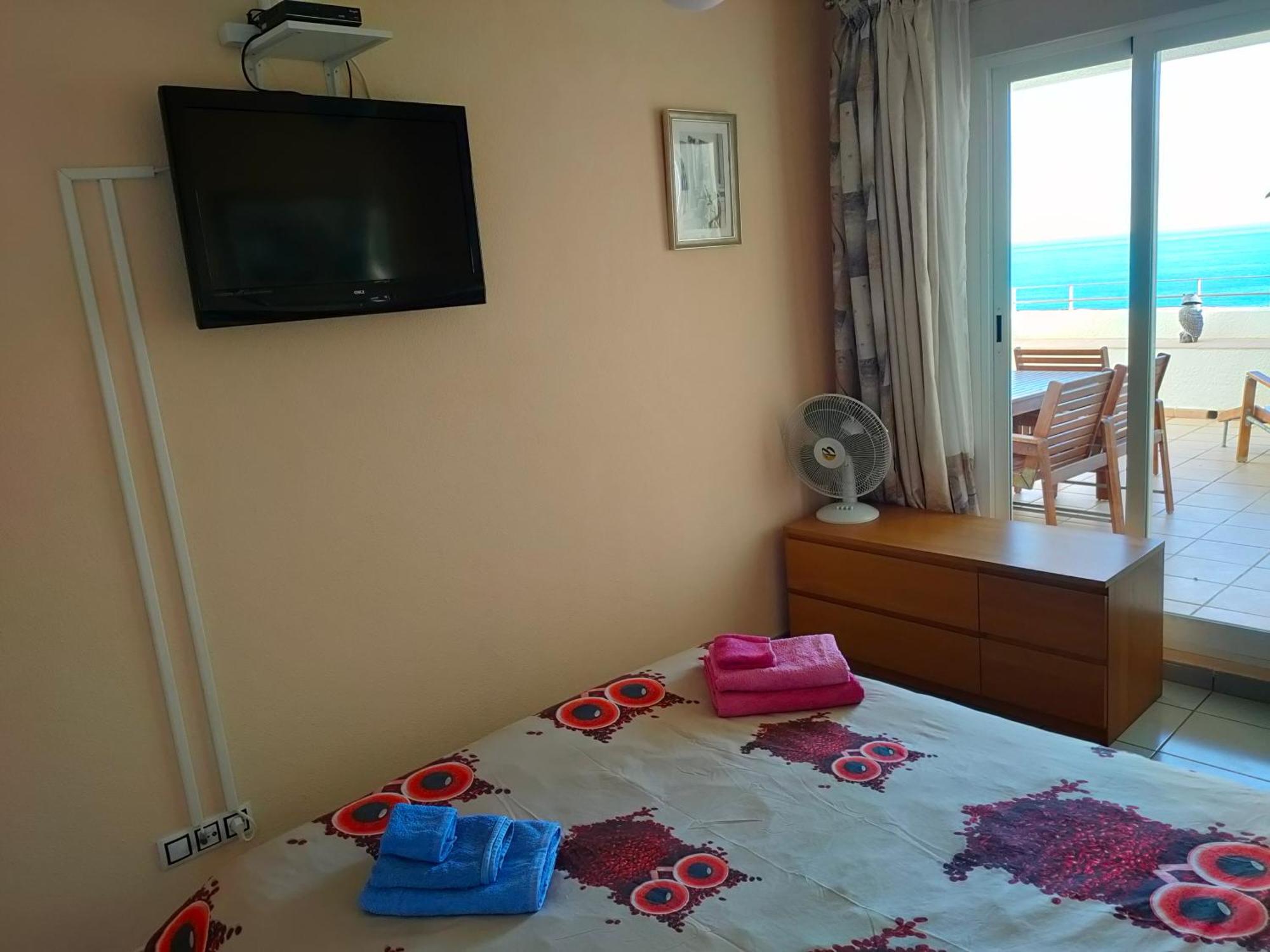 Piso En La Primera Linea Del Mar Con 2 Dormitorios Бенидорм Екстериор снимка